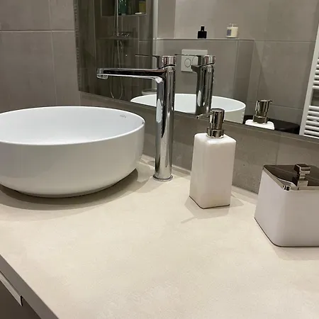 A 1 Min De La Apartament