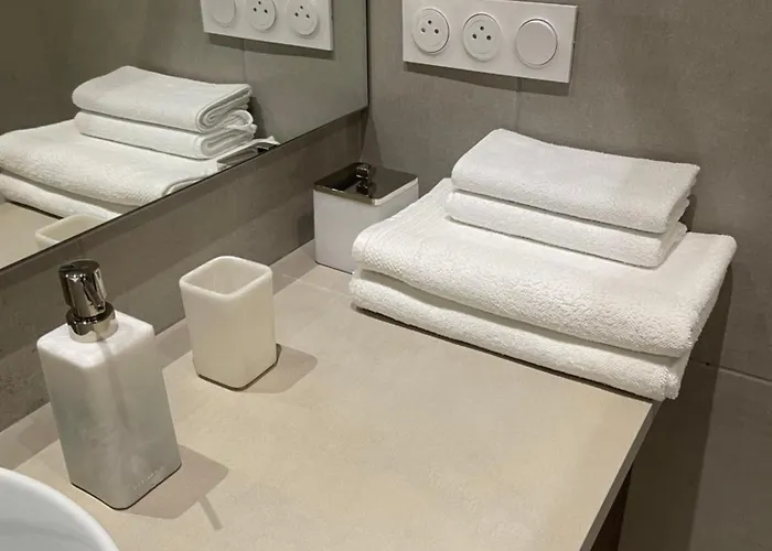 A 1 Min De La ניס